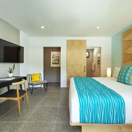 Twin Palms Resort - A Gay Men'S Resort-3