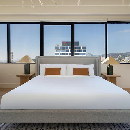 Kasa Sunset Los Angeles-2