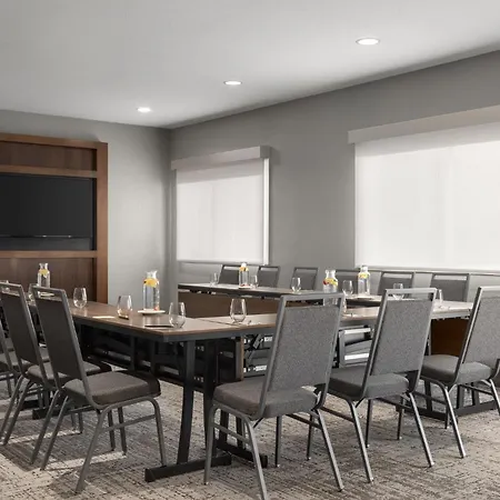 Holiday Inn Hotel & Suites Overland Park-West By Ihg-3