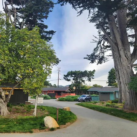 Carmel River Inn & Cottages-2