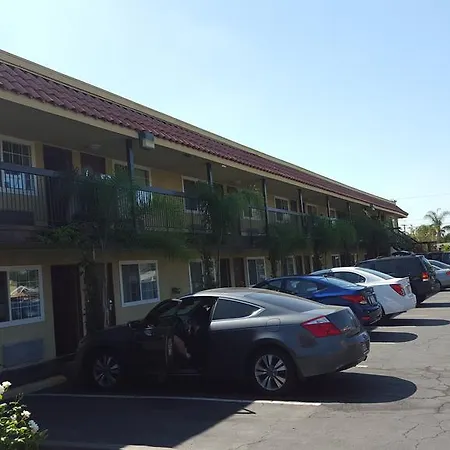 Anaheim Astoria Inn & Suites-2