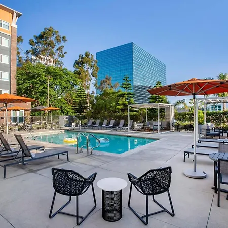 Cambria Hotel Lax-3