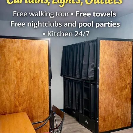 Sin City Hostel-2