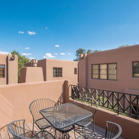 El Corazon de Santa Fe, 3 Bedrooms, Sleeps 6, Flat Panel TVs, Fireplaces-2