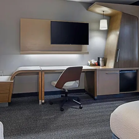 Courtyard By Marriott Sacramento Midtown-2