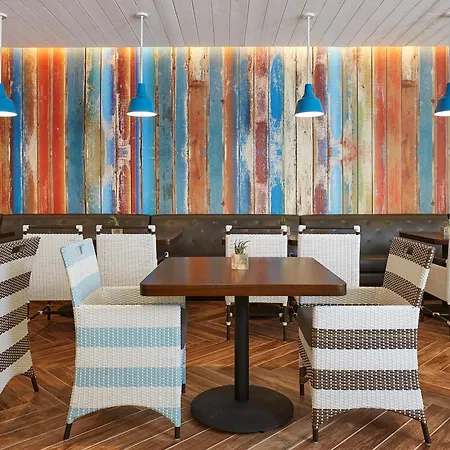 The Waterfront Beach Resort, A Hilton Hotel-2