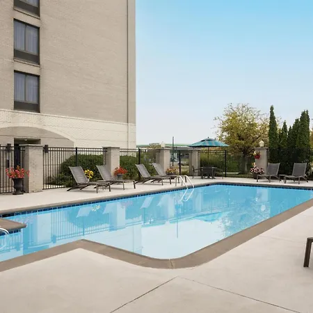 Hyatt Place Indianapolis Airport-3