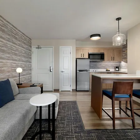 Residence Inn Indianapolis Airport-3