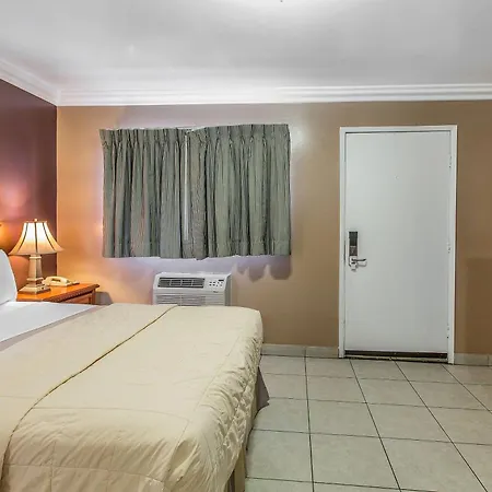Rodeway Inn Ventura Midtown-3