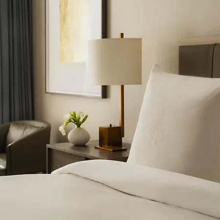 Four Seasons Hotel New York Downtown-2