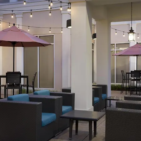 Hilton Garden Inn Greensboro Airport - Newly Renovated!-2