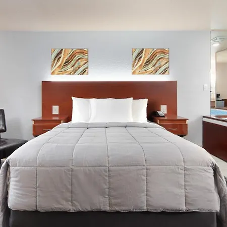 Grand Marquis Waterpark Hotel & Suites-3