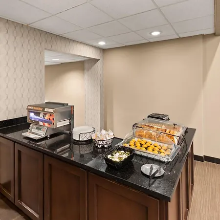 Heritage Inn & Suites San Antonio Airport, Trademark Wyndham-3