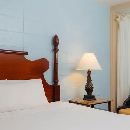 Waikiki Heritage Hotel-2