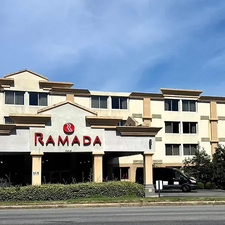 Ramada By Wyndham Birmingham Airport-2