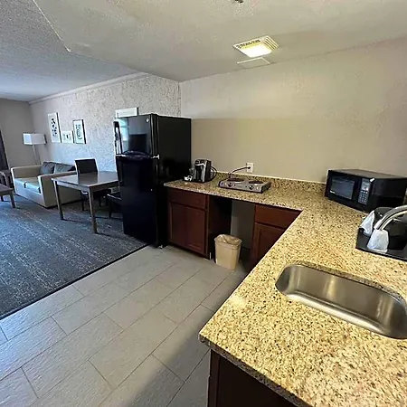 Country Inn & Suites By Radisson, Mt. Pleasant-Racine West, Wi-2