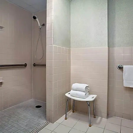 Days Inn By Wyndham Reading Wyomissing-3