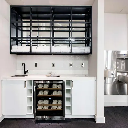 Londonhouse Chicago, Curio Collection By Hilton-2