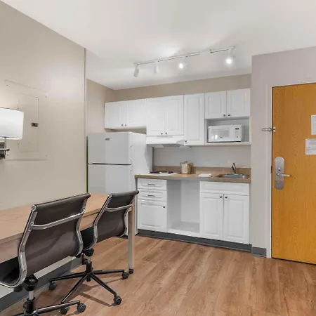 Extended Stay America Suites - Orlando - Convention Center - Universal Blvd-3