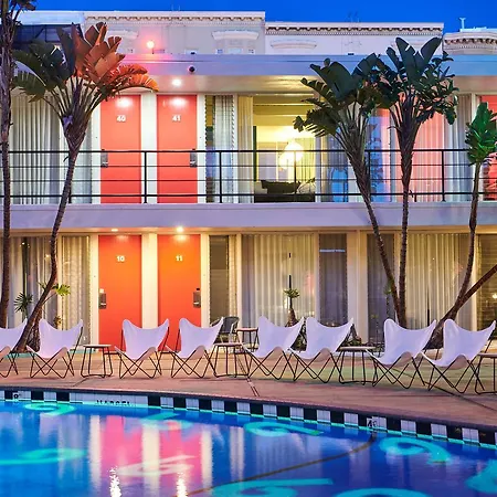 Phoenix Hotel-2