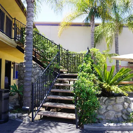 Casa Bella Inn Downtown La-3