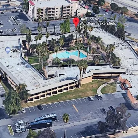 Days Inn By Wyndham Bakersfield-2