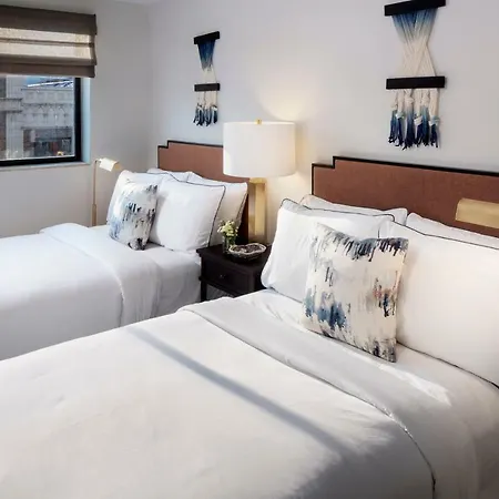 Redford Hotel-3