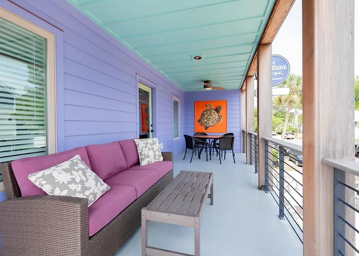 Folly Vacation Perfect Purple Palace Apt A
