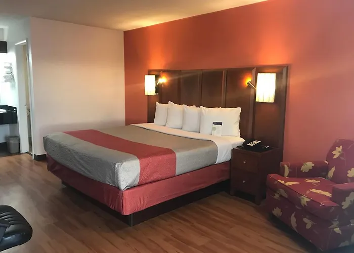 Motel 6-Van Buren, Ar I- 40