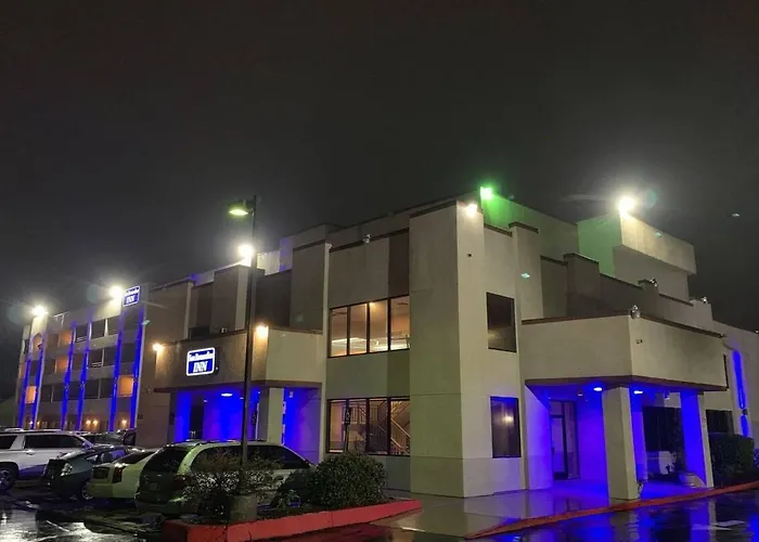 San Bernandino Inn & Suites