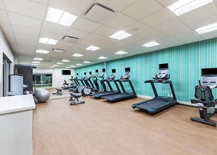 Holiday Inn Express & Suites - Parsons By Ihg
