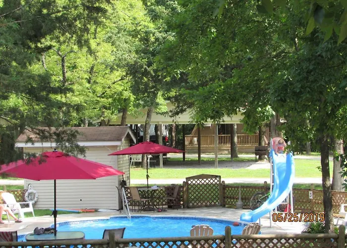 Bar M Resort & Campground