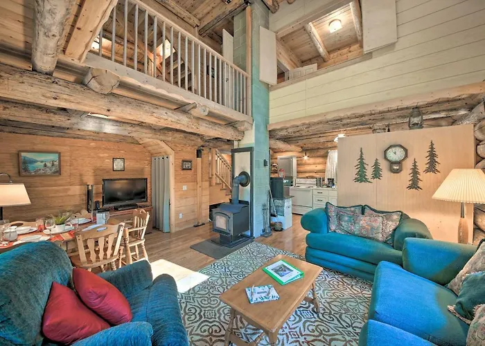 Expansive Moyie Riverfront Cabin - Pets Welcome!