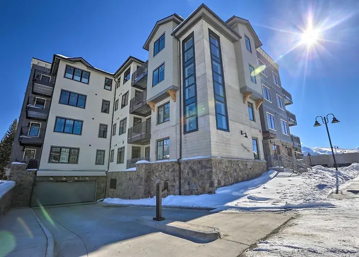 Winter Park Condo W/ Fireplace - 4 Mi To Slopes!