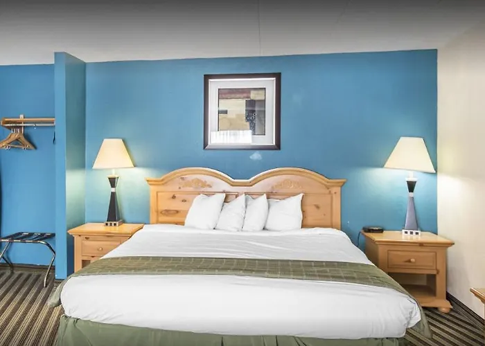 American Inn & Suites Peosta