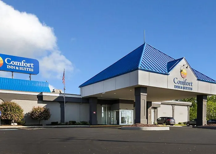 Comfort Inn & Suites Airport
