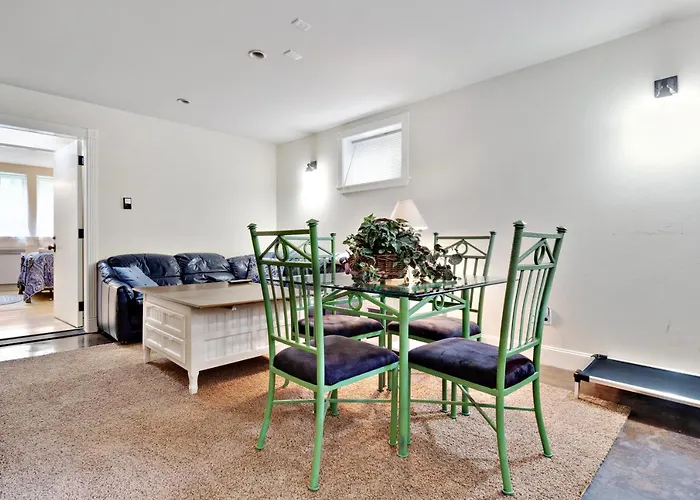 3 Bed 3 Bath Vacation Home In Eastsound