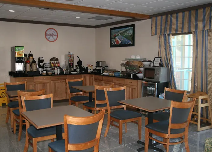 Comfort Inn University