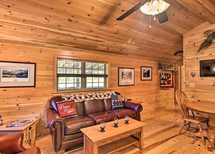 Parsons Cabin W/ Fire Pit & River Access!
