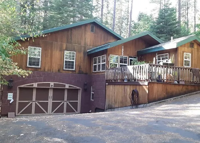Winterfell Inn - No Xtra Fees, Dog Ok, King & Queen Suites