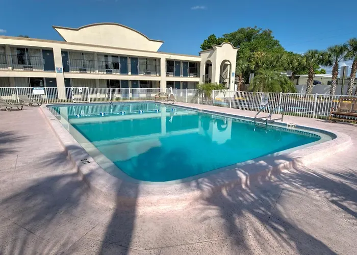 Bayside Inn Pinellas Park - Clearwater