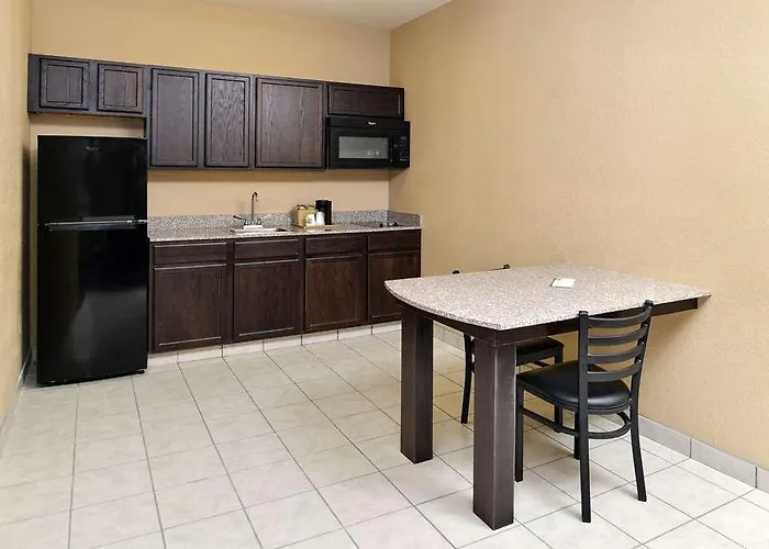 Quality Inn & Suites Carrizo Springs North