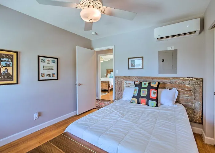 Riverfront New Bern House: Gourmet Kitchen & View!