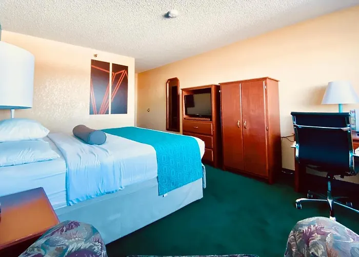 Howard Johnson By Wyndham Denver West