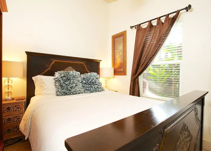 Paia Inn