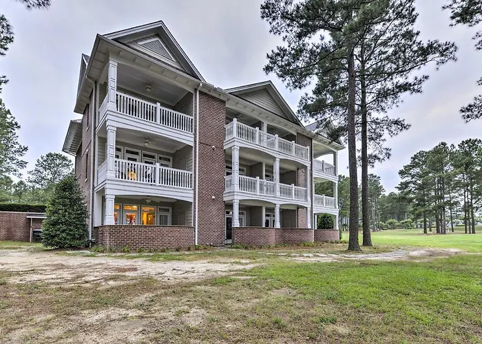 Anderson Creek Club Condo W/ Community Amenities!