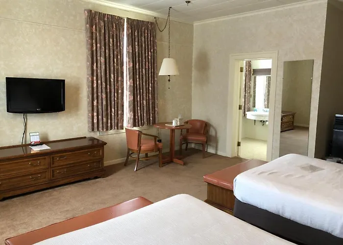 Stearns Hotel