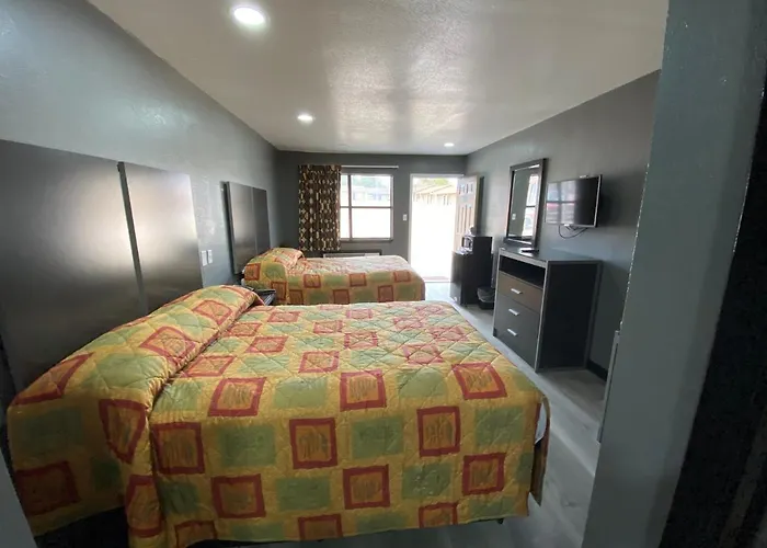 Town House Motel