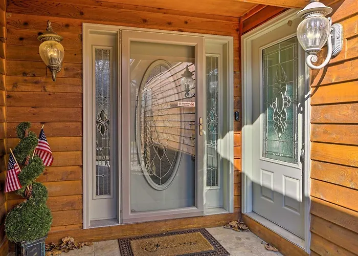 Waterfront Hollister Retreat W/ Dock & Game Room!