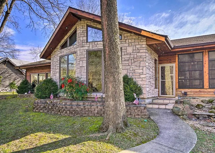 Waterfront Hollister Retreat W/ Dock & Game Room!